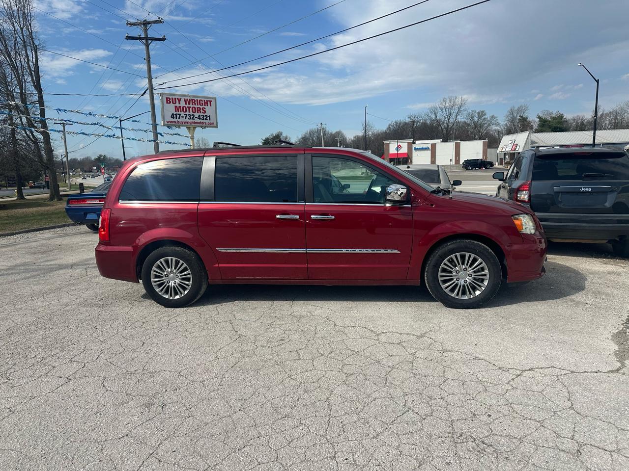 Chrysler Town & Country Touring-L 2014