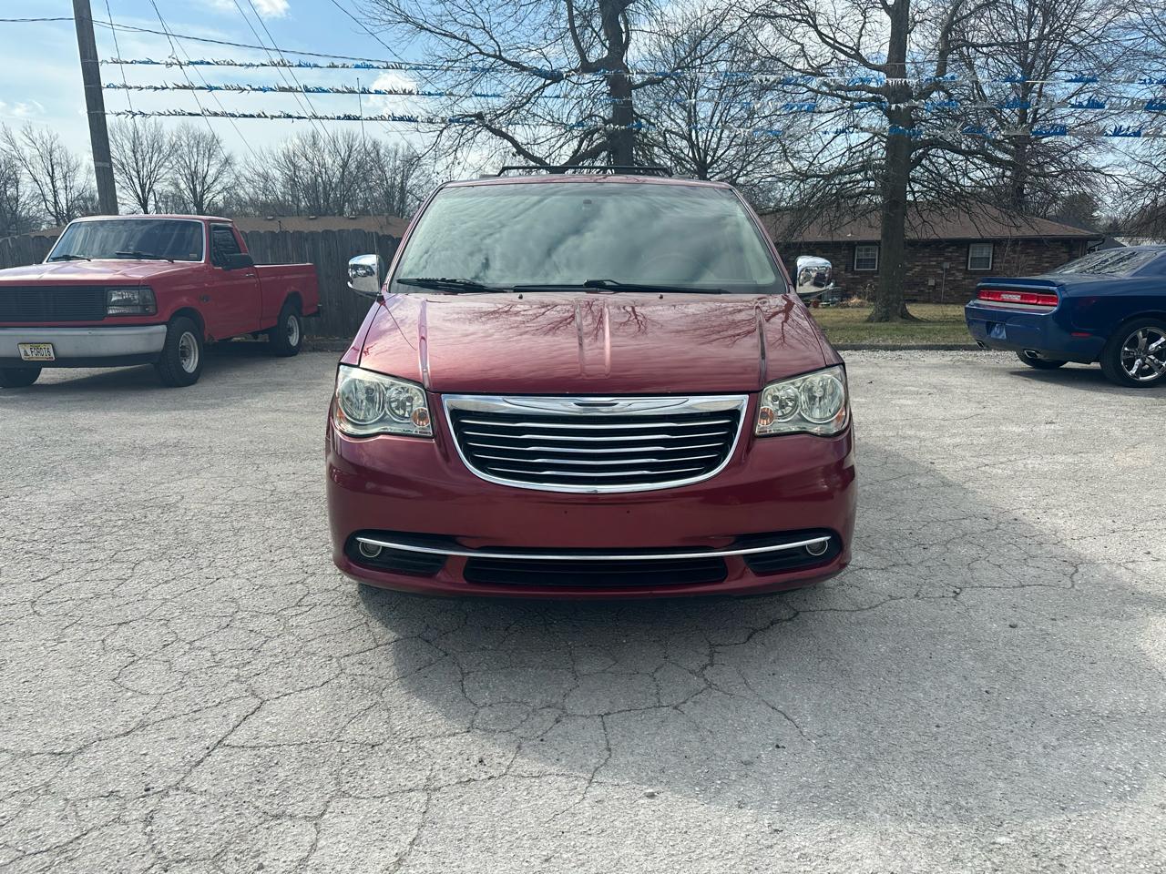 Chrysler Town & Country Touring-L 2014