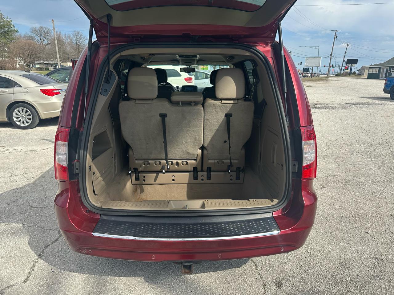 Chrysler Town & Country Touring-L 2014