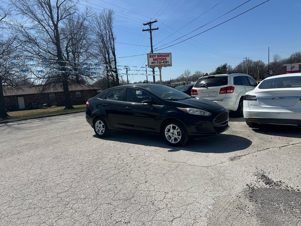 Ford Fiesta SE Sedan 2016