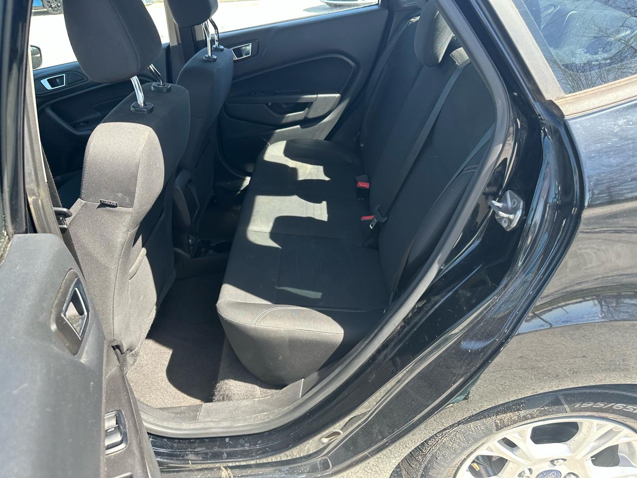 Ford Fiesta SE Sedan 2016