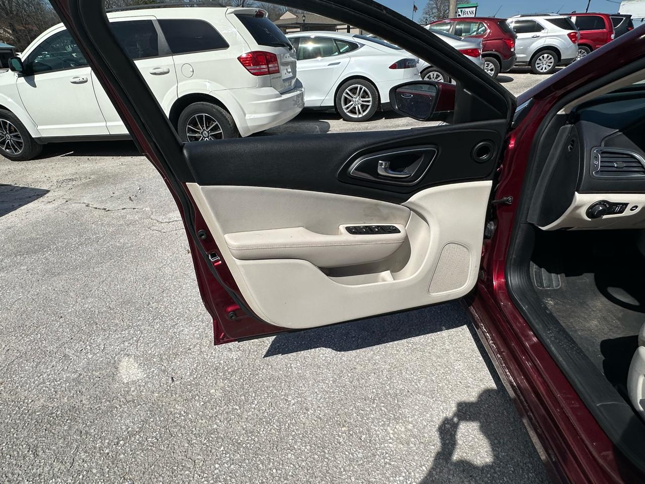 Chrysler 200 Limited 2015