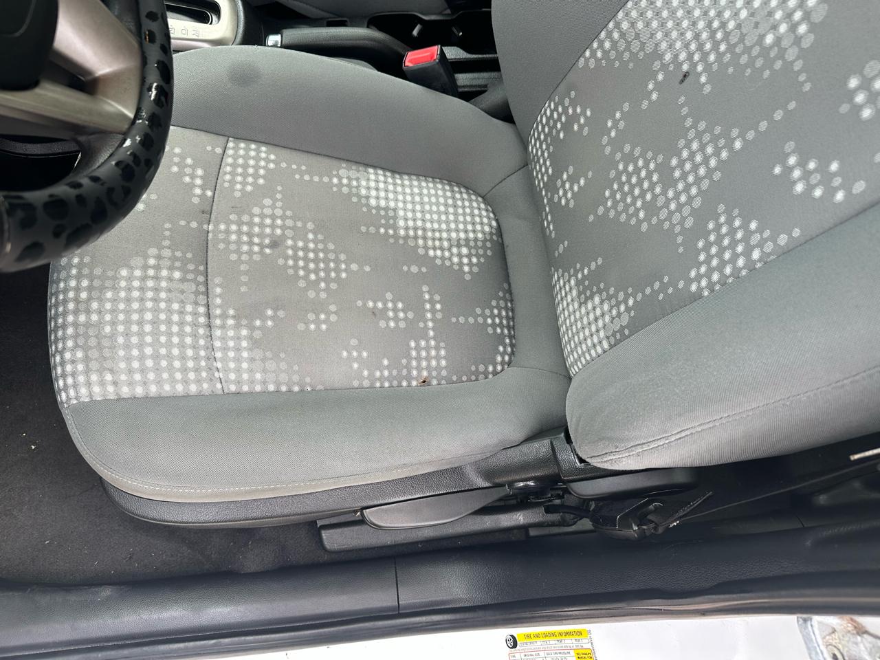 2016 Chevrolet Sonic LS - Photo 12