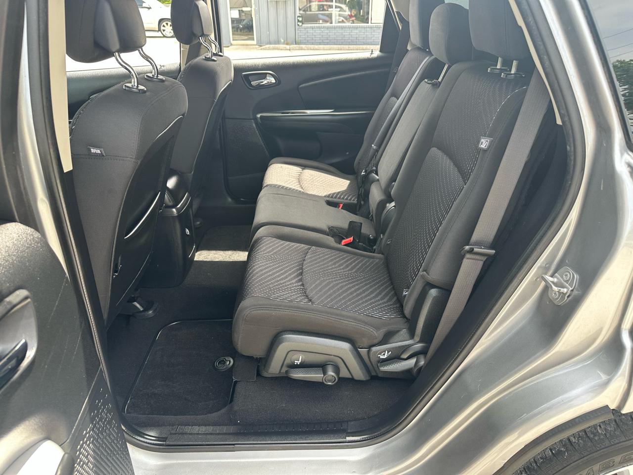 2017 Dodge Journey SXT - Photo 13