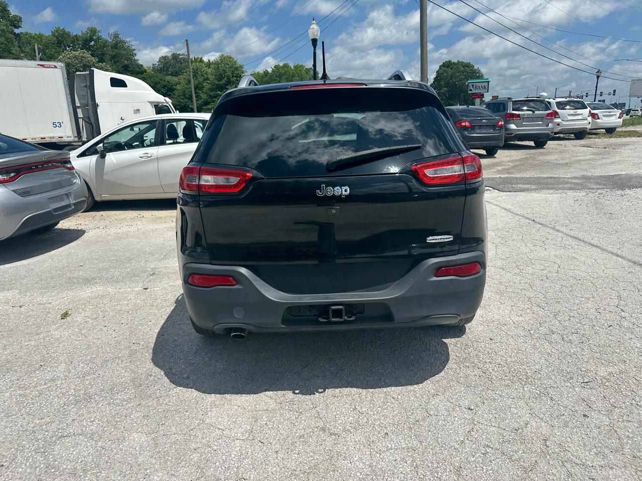 Jeep Cherokee Latitude FWD 2014