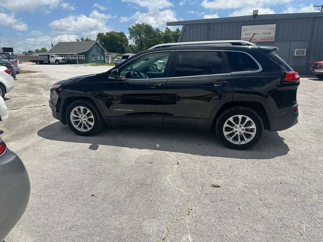 Jeep Cherokee Latitude FWD 2014