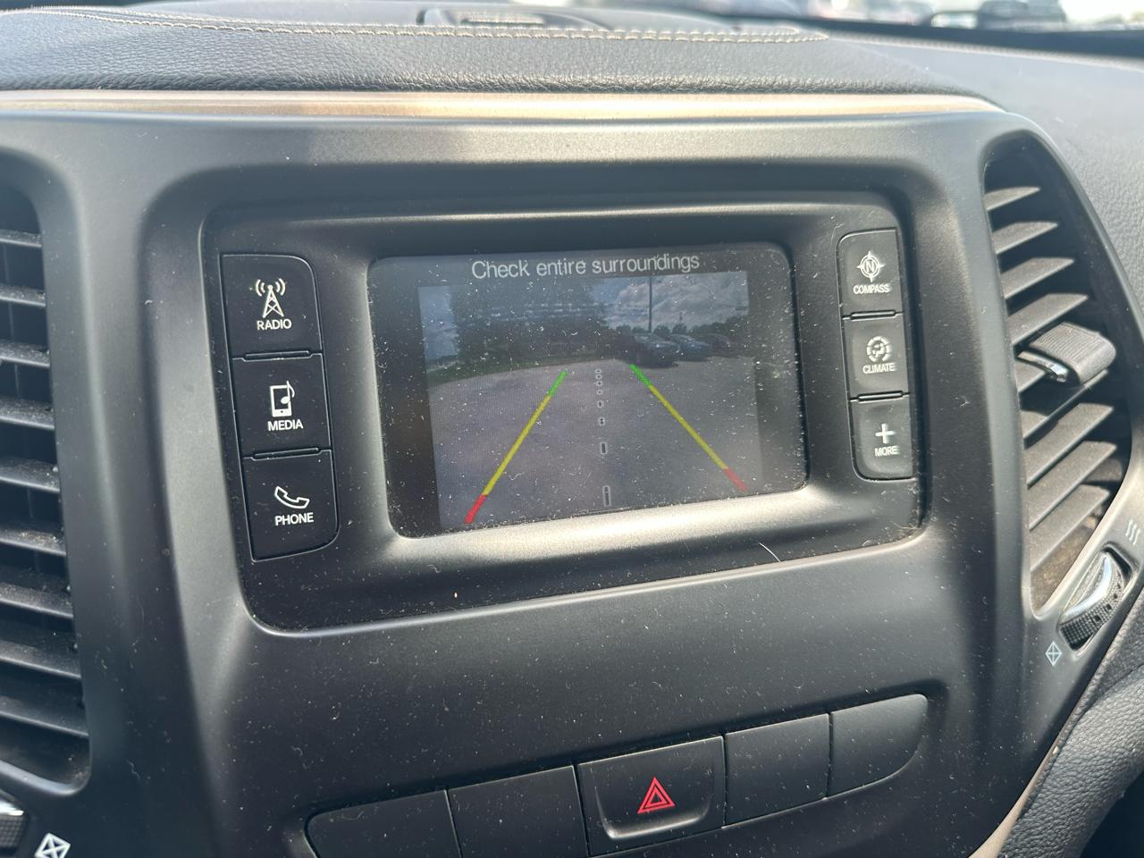 Jeep Cherokee Latitude FWD 2014