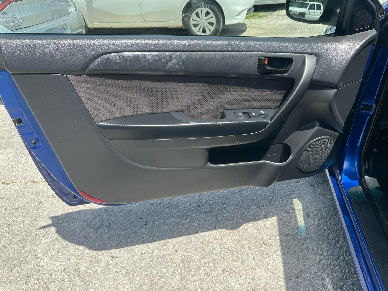 Kia Forte Koup EX 2010