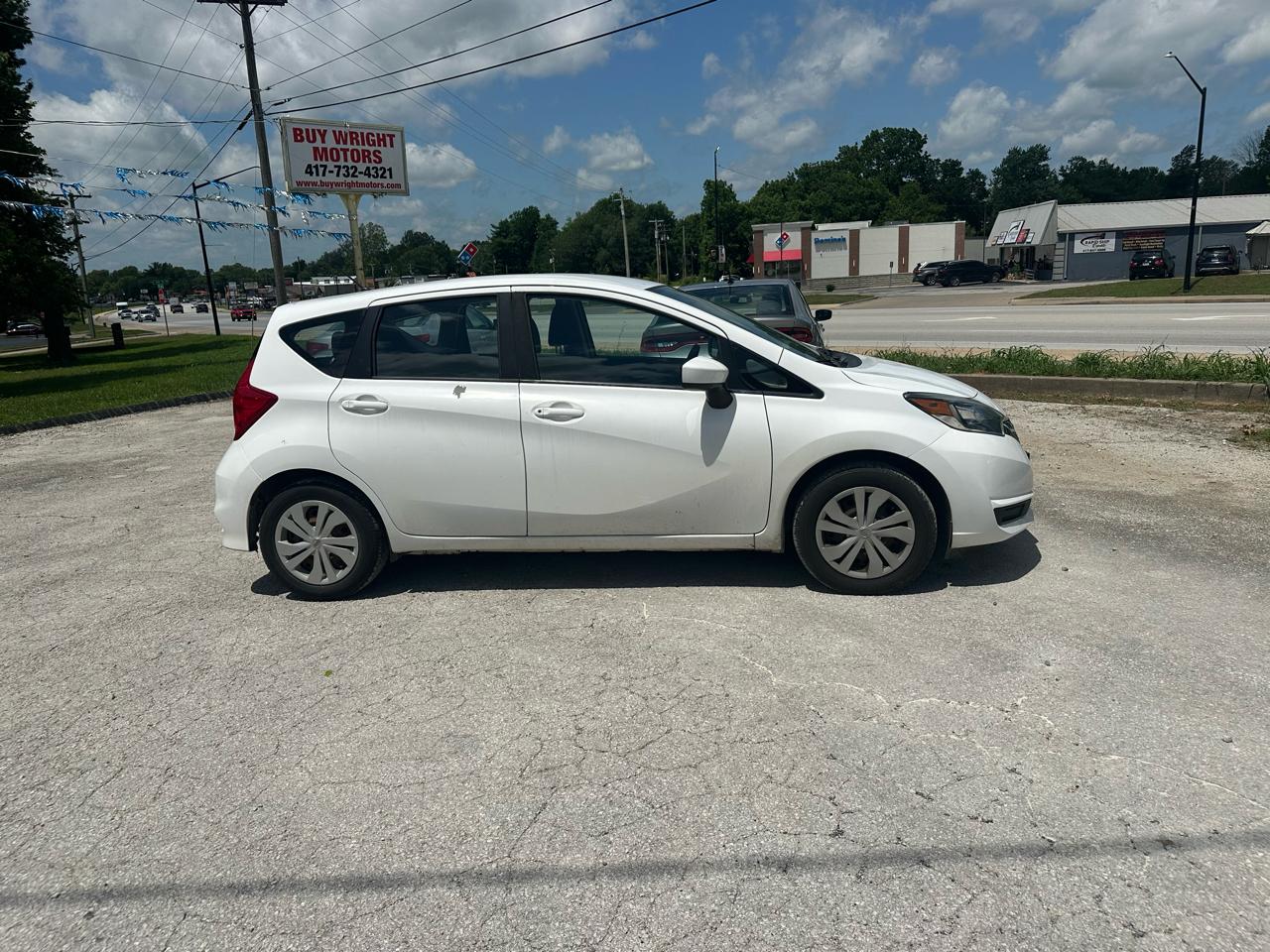 Nissan Versa Note SV 2017