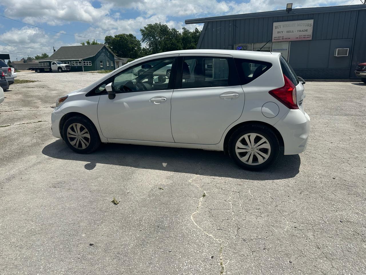 Nissan Versa Note SV 2017