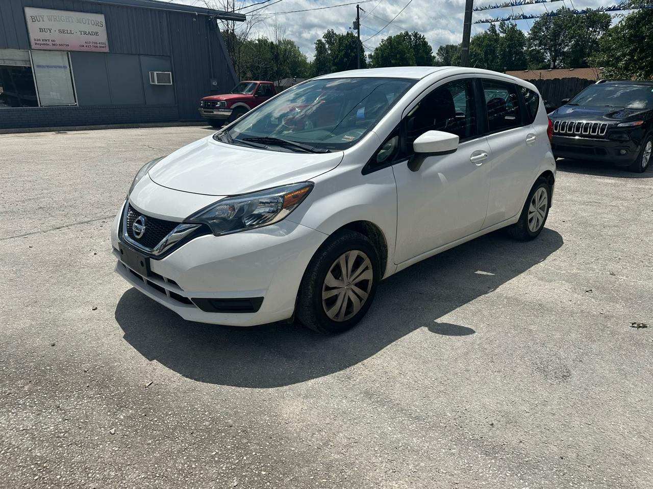 Nissan Versa Note SV 2017