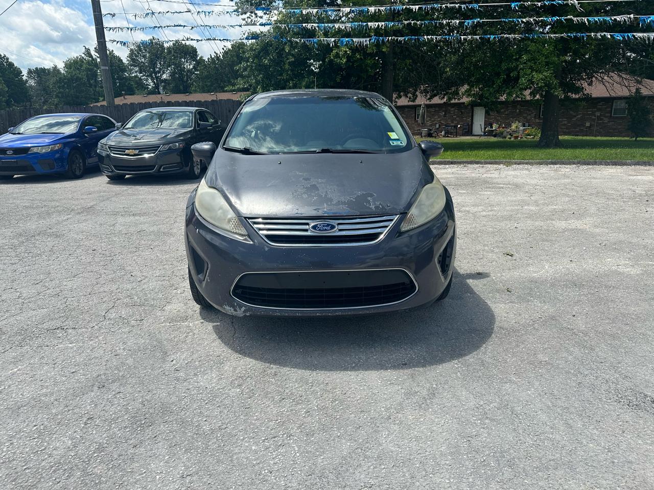 Ford Fiesta SE Sedan 2012