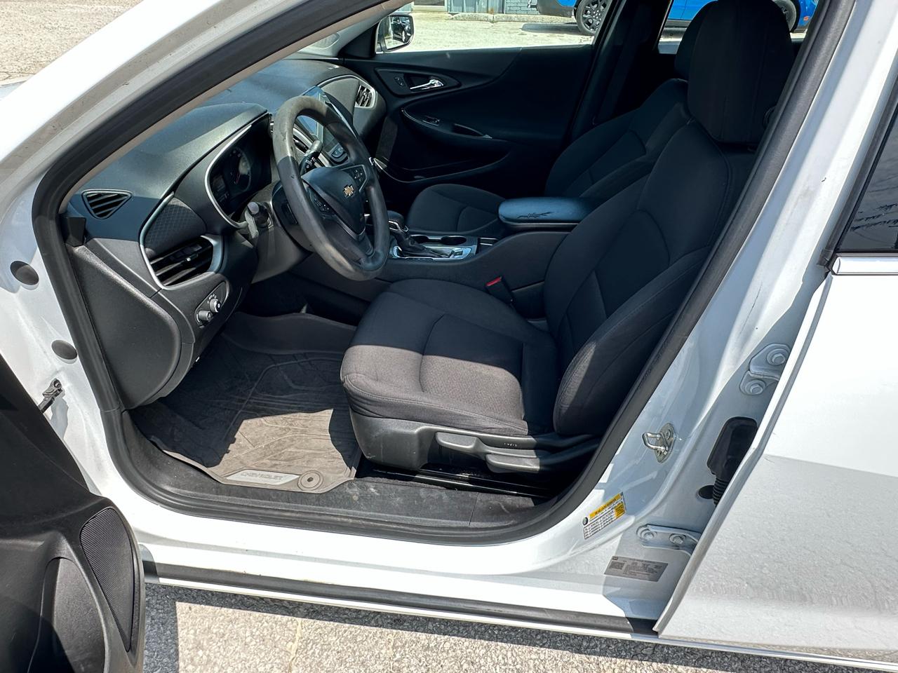 Chevrolet Malibu LS 2023