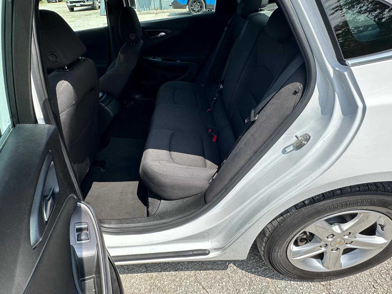 Chevrolet Malibu LS 2023