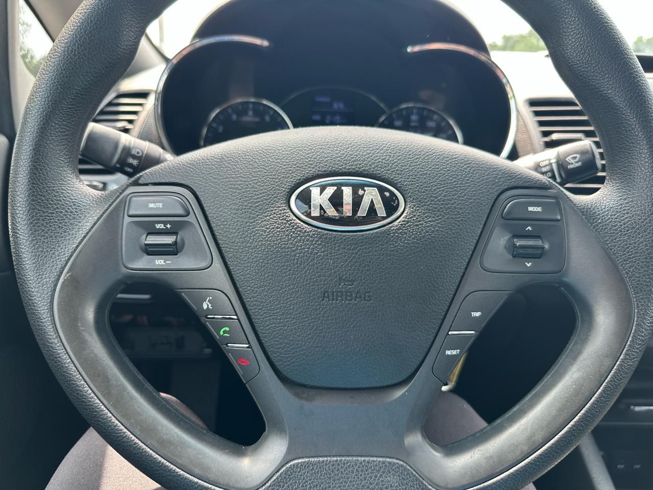 Kia Forte LX A6 2014