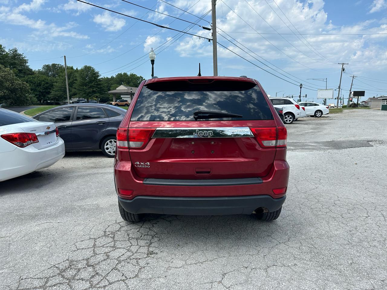 Jeep Grand Cherokee Laredo 4WD 2011
