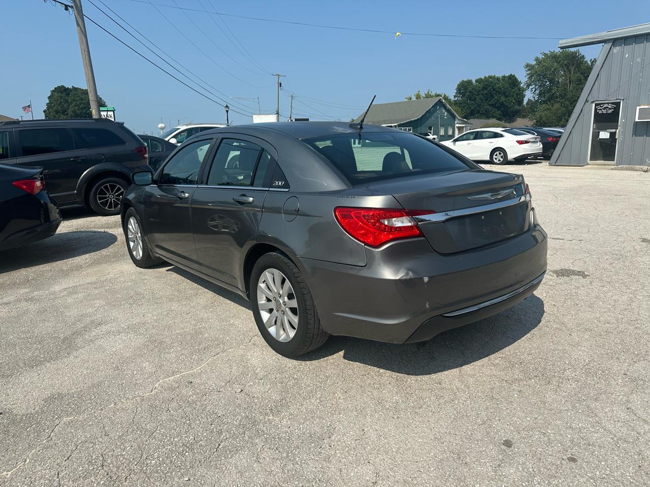 Chrysler 200 Touring 2012