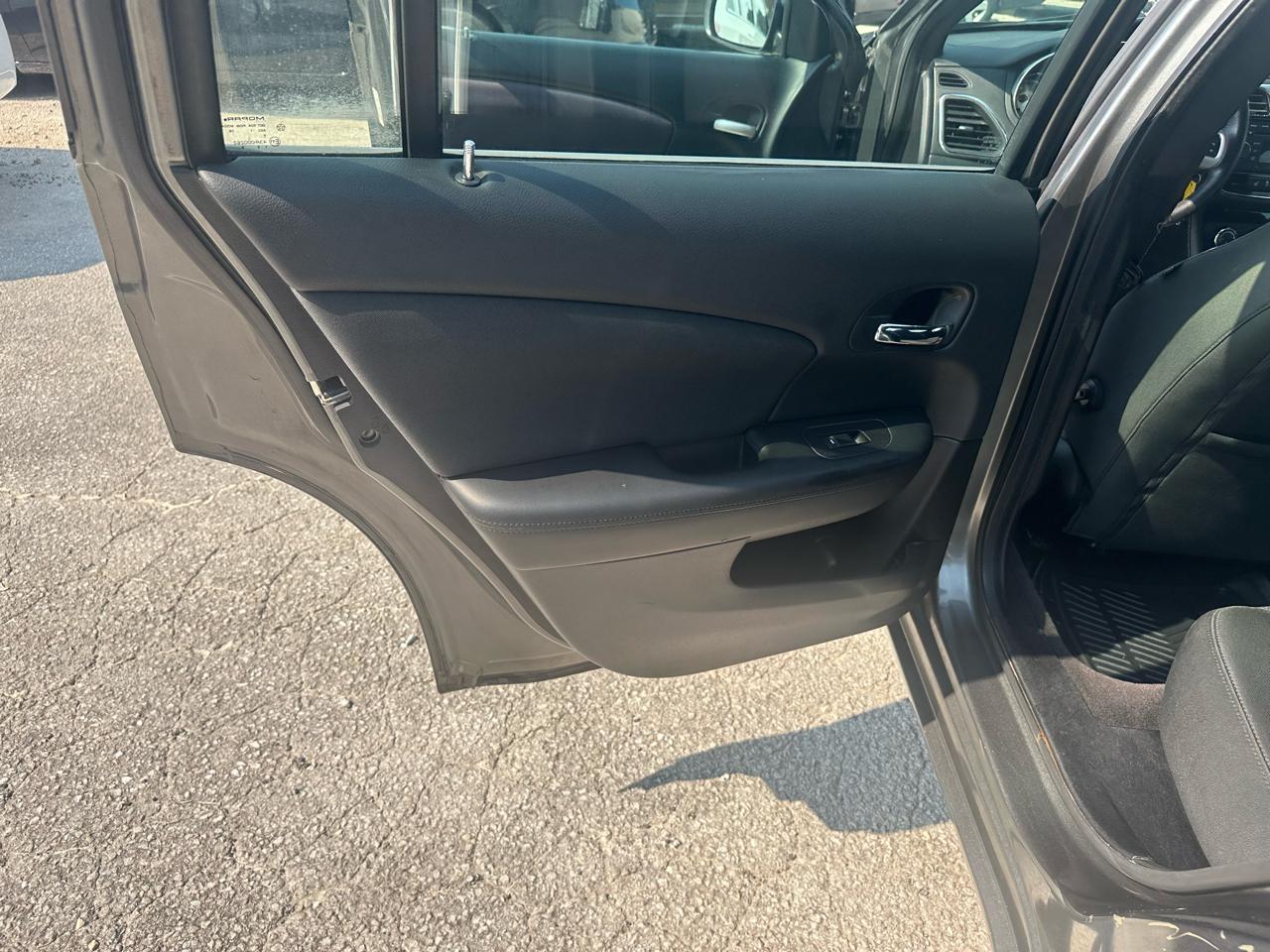 Chrysler 200 Touring 2012