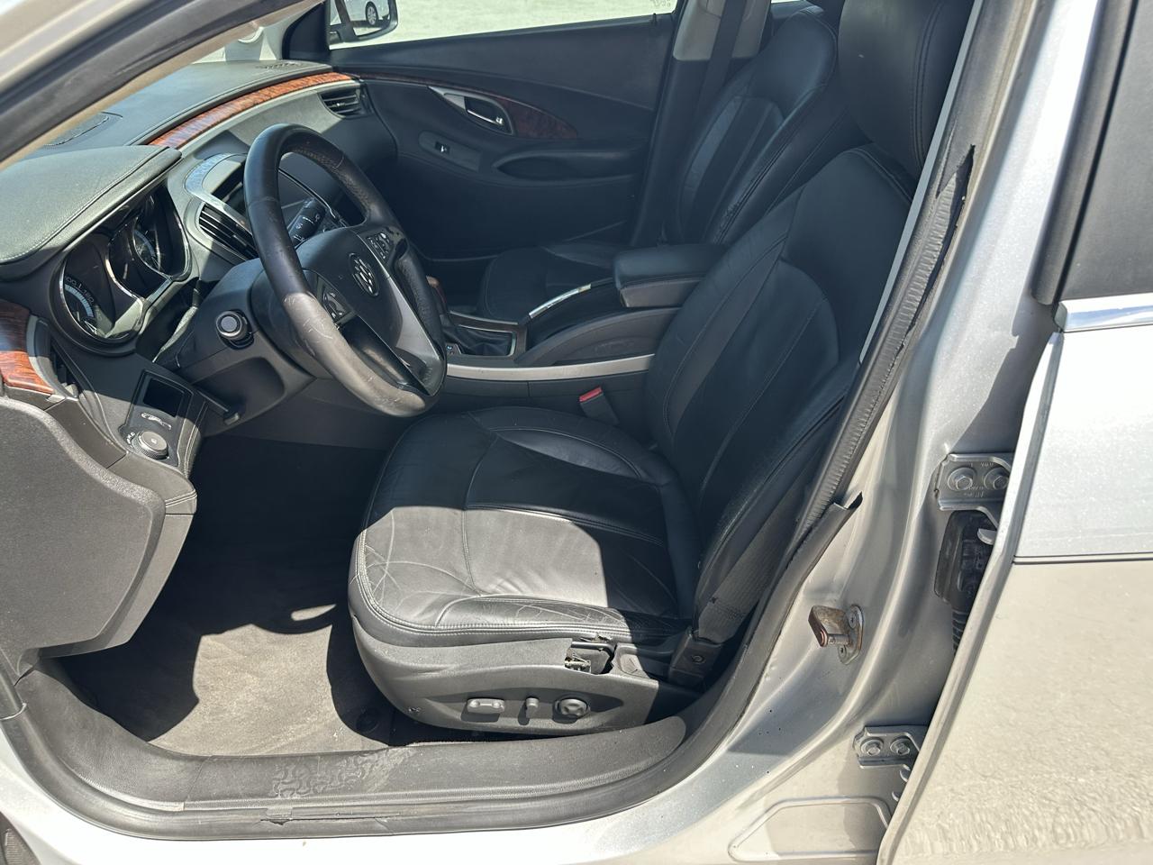 Buick LaCrosse CXL FWD 2011