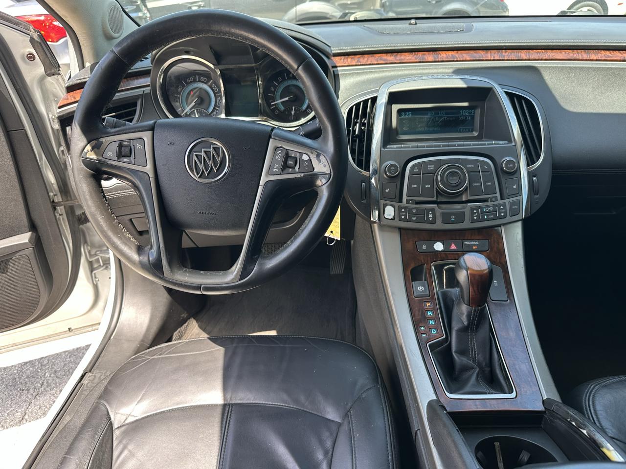 Buick LaCrosse CXL FWD 2011