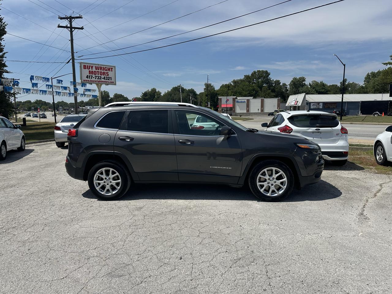 Jeep Cherokee Latitude FWD 2017