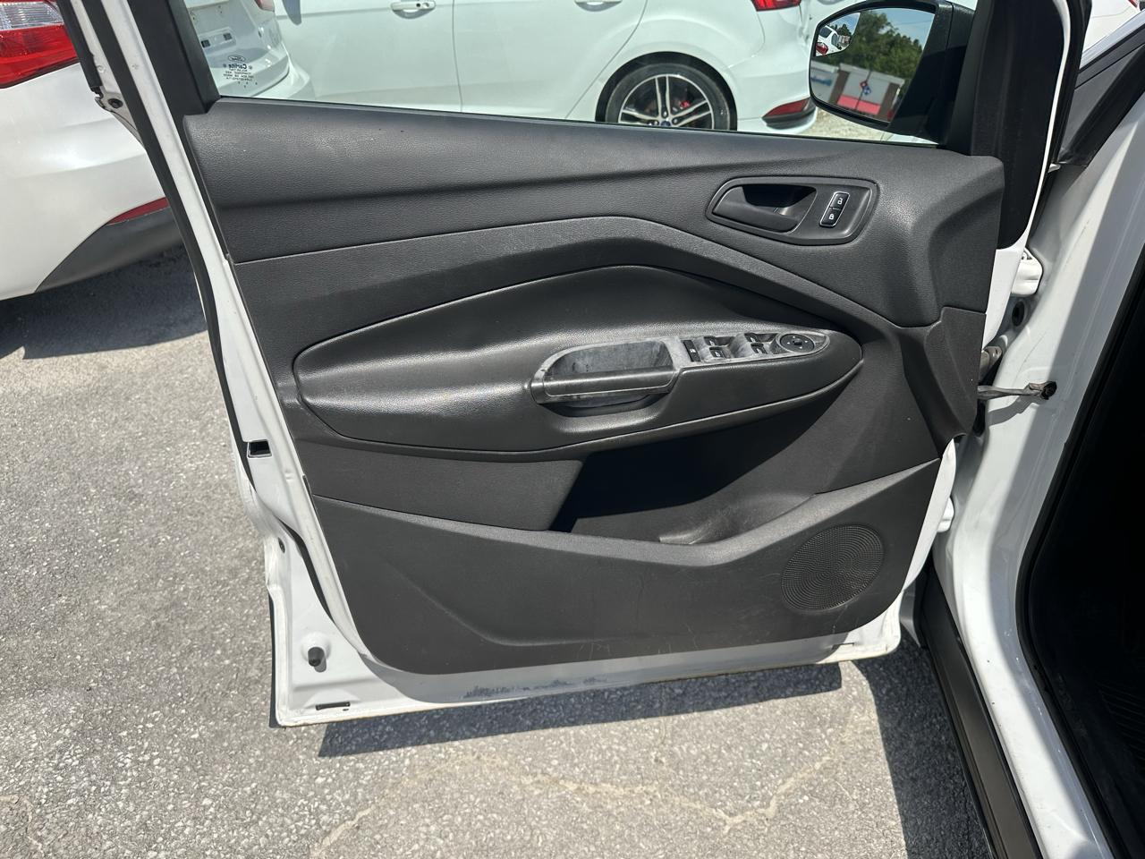 Ford Escape S FWD 2016