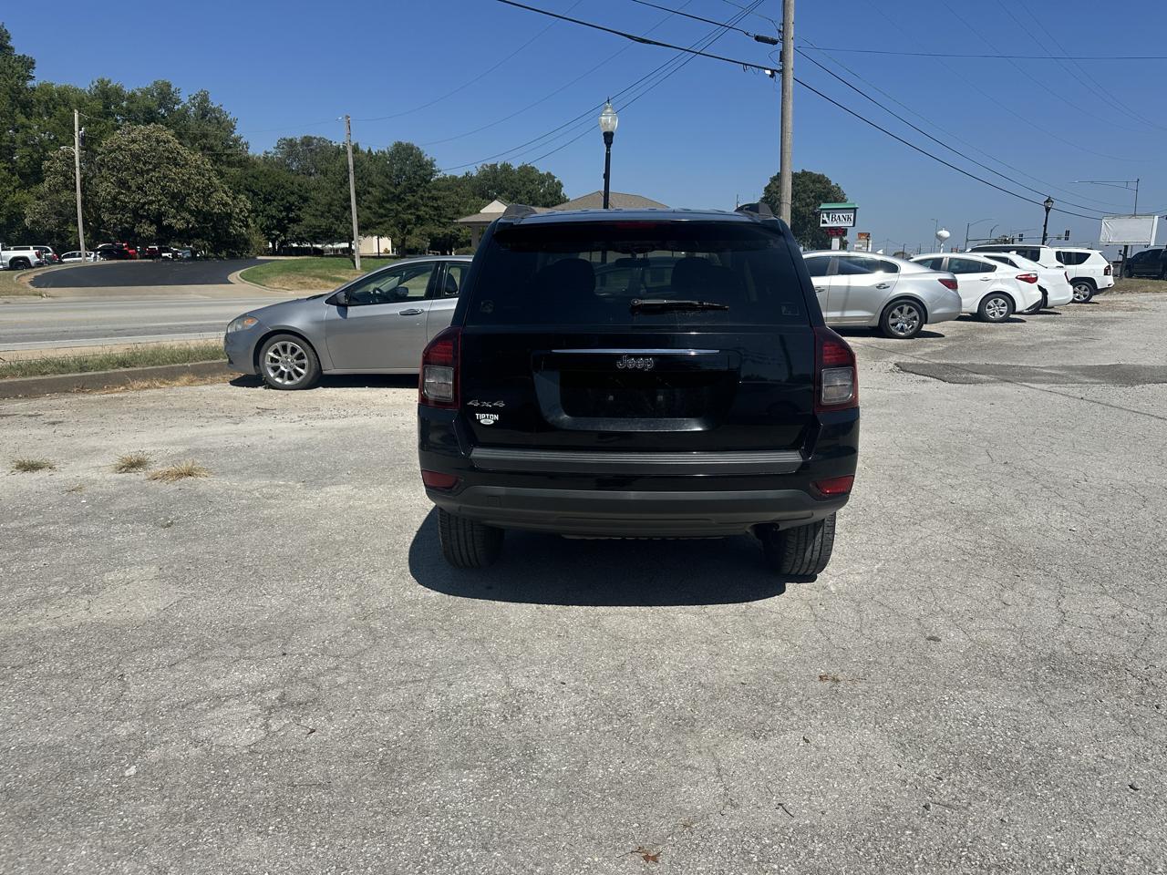 Jeep Compass photo 6