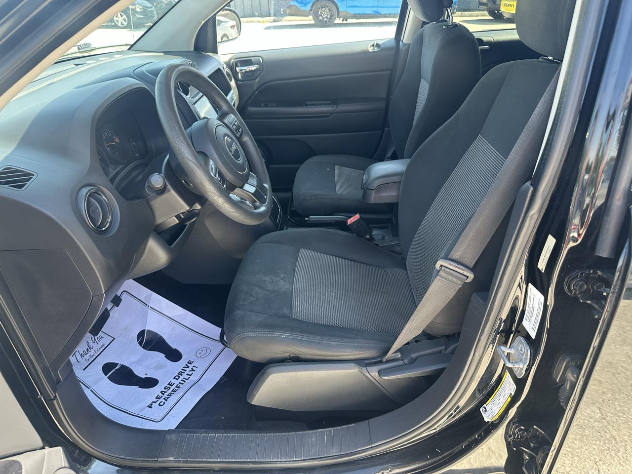 Jeep Compass photo 11