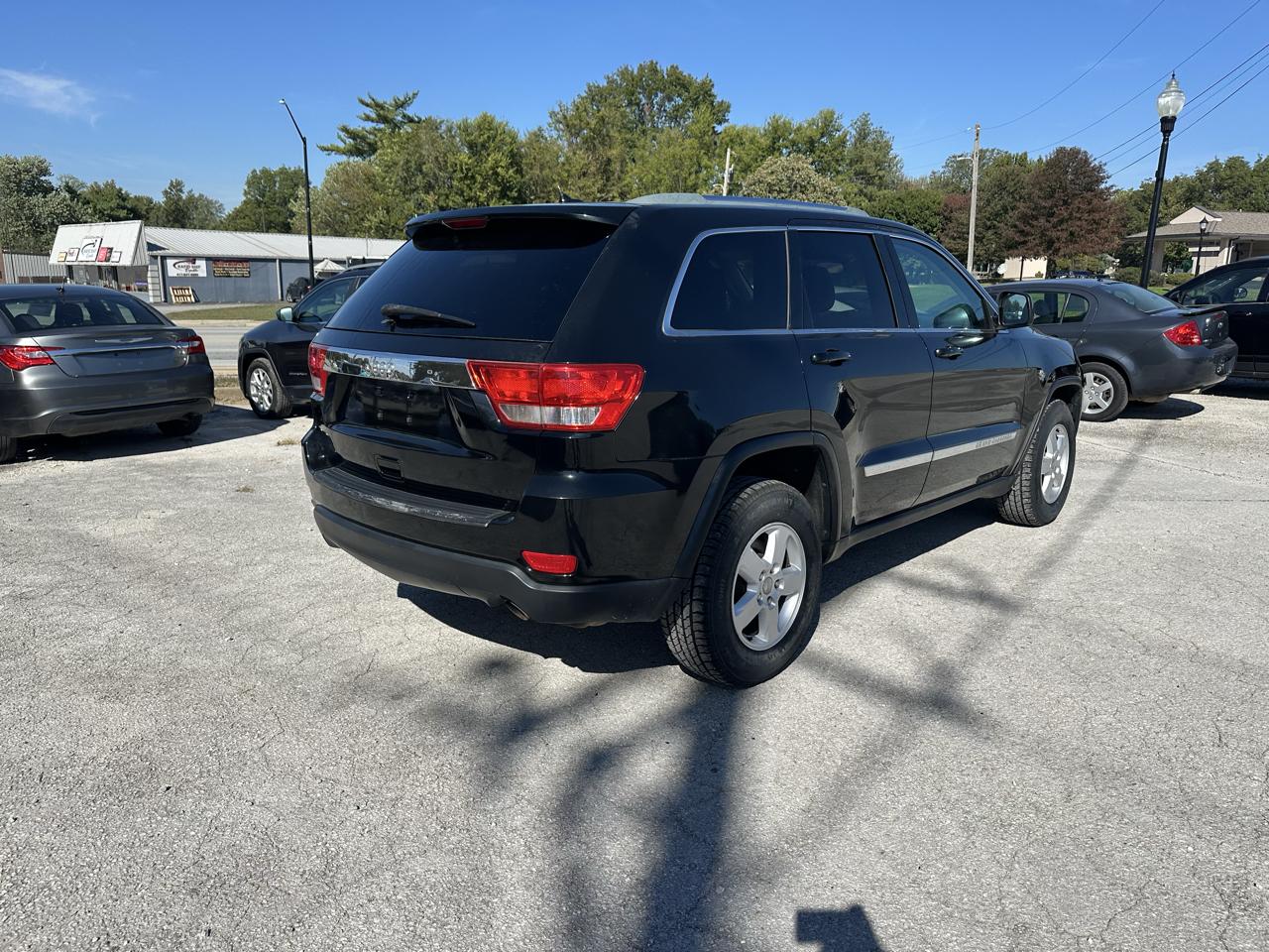 Jeep Grand Cherokee Laredo 4WD 2011