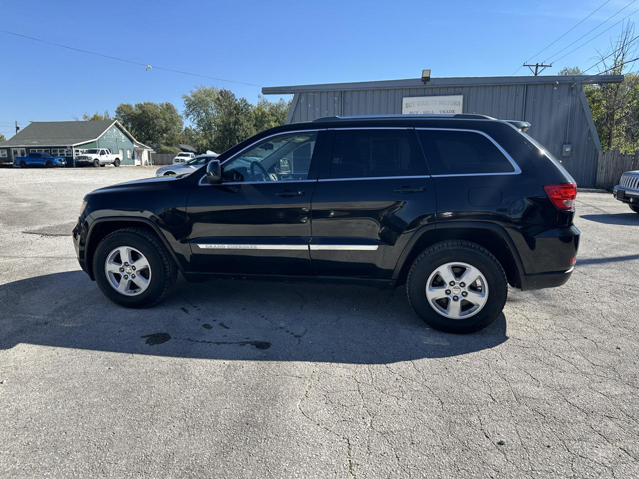 Jeep Grand Cherokee Laredo 4WD 2011
