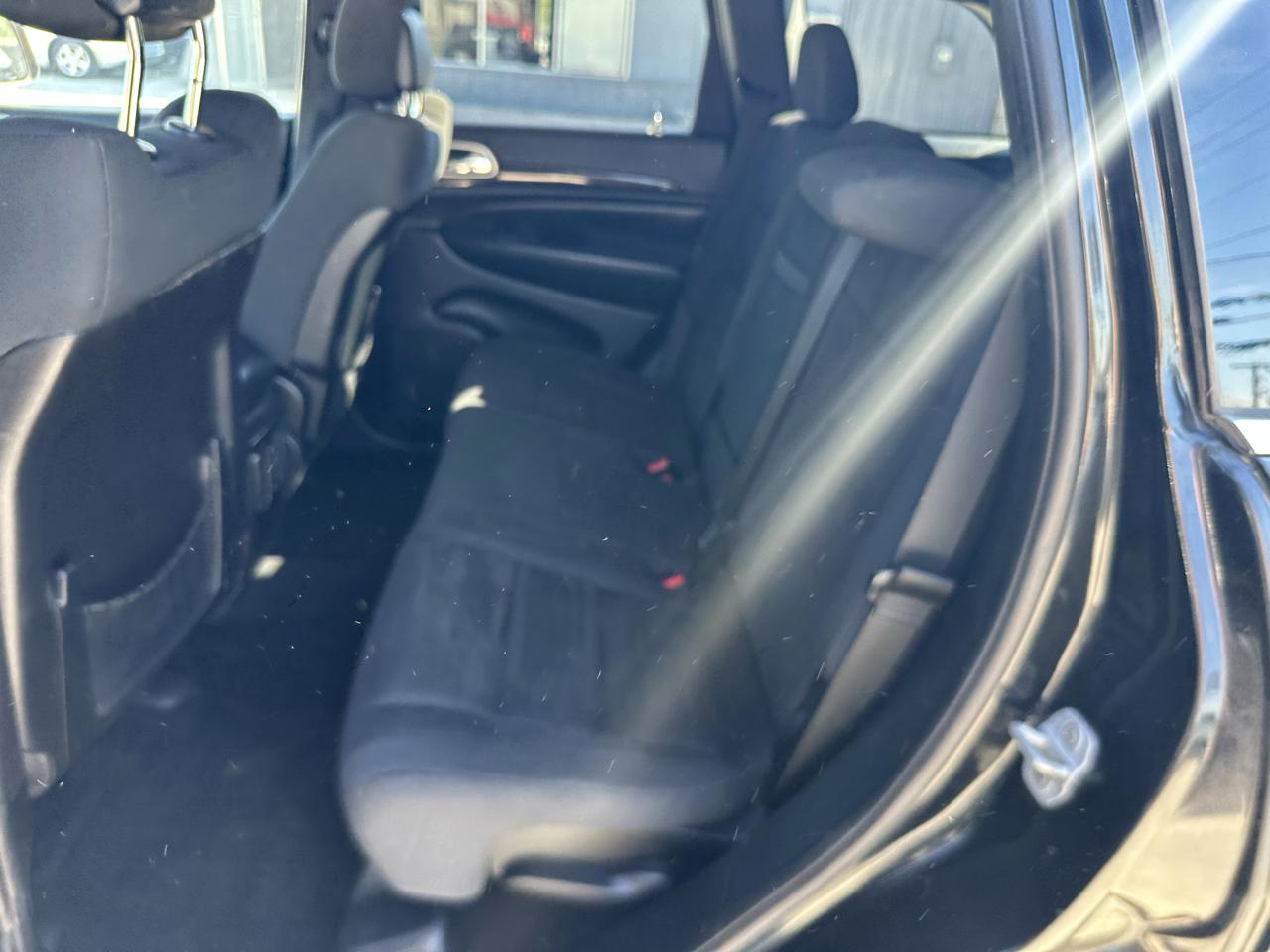 Jeep Grand Cherokee Laredo 4WD 2011