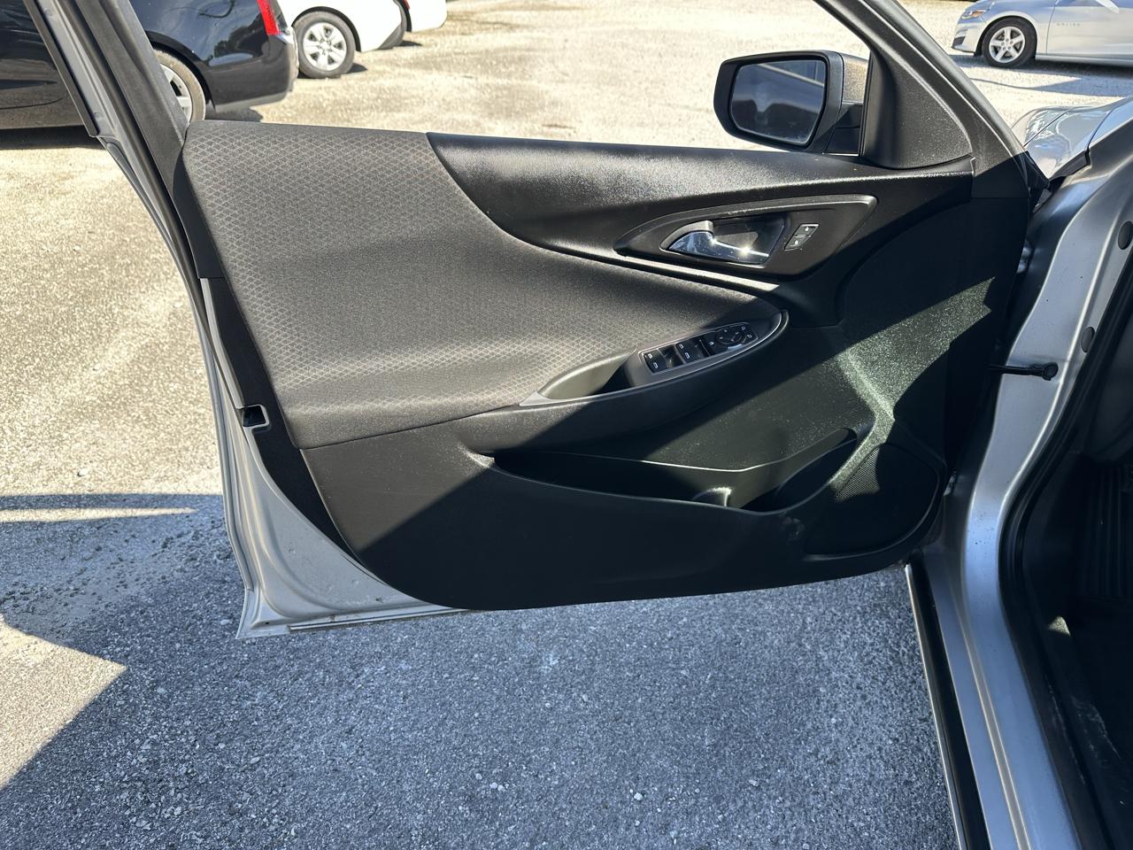 Chevrolet Malibu LS 2018