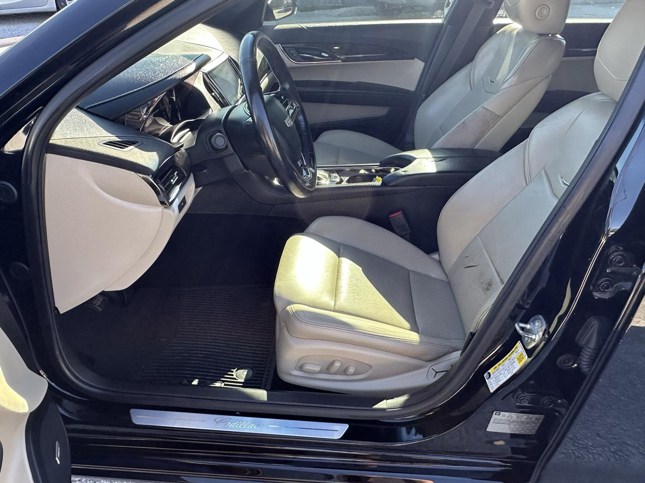 Cadillac ATS 2.0L Luxury RWD 2017