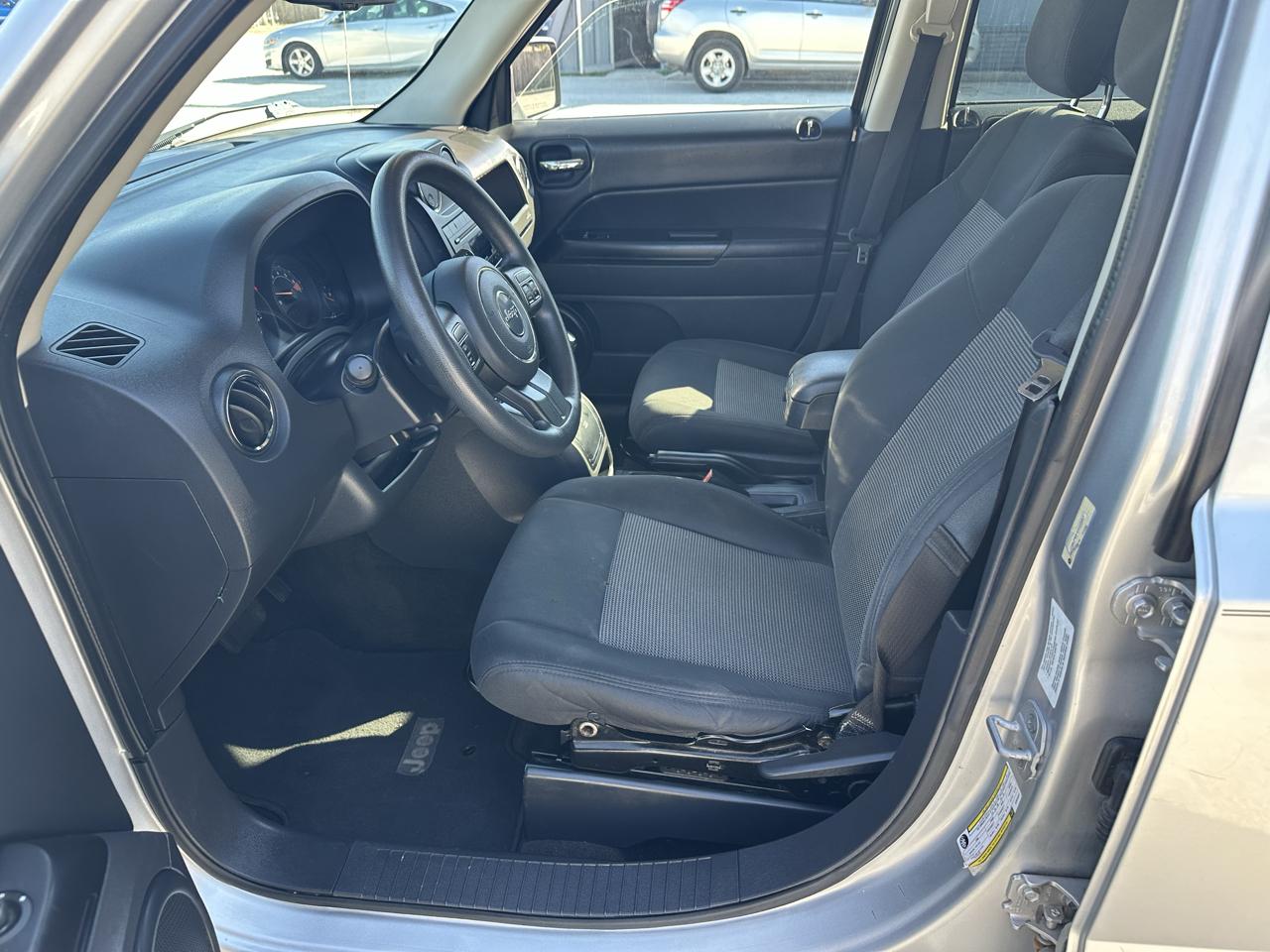 Jeep Patriot Sport 2WD 2014