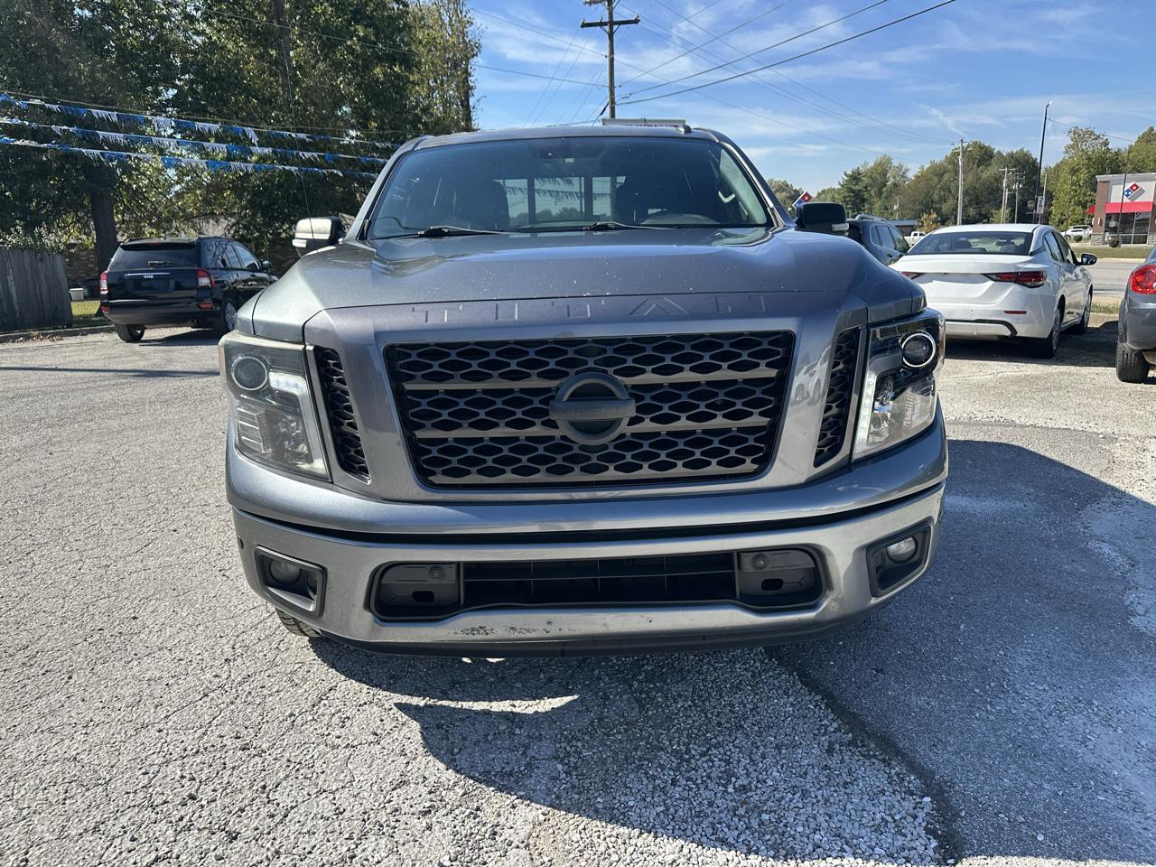 Nissan Titan Platinum Reserve Crew Cab 2WD 2018