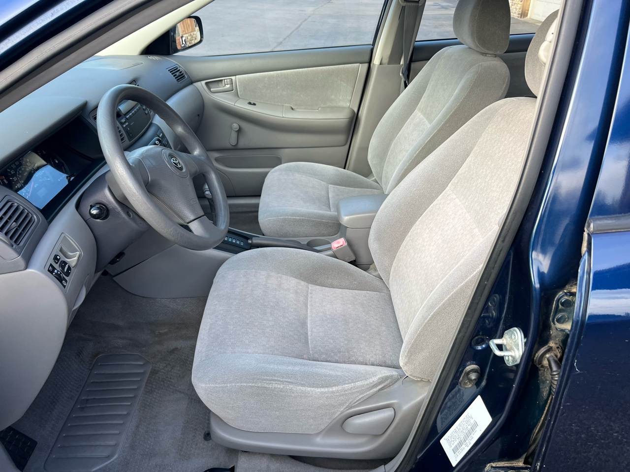 Toyota Corolla 4dr Sdn CE Auto (Natl) 2004