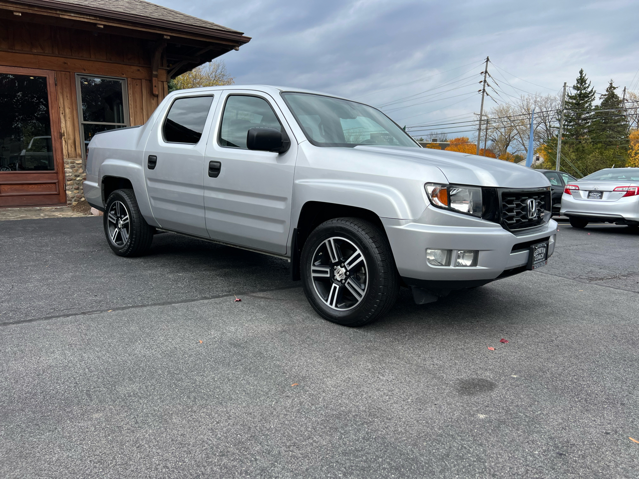 2013 Honda Ridgeline 4WD Crew Cab Sport