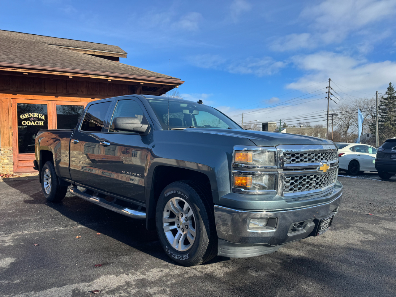 2014 Chevrolet Silverado 1500 4WD Crew Cab 153.0" LT w/1LT