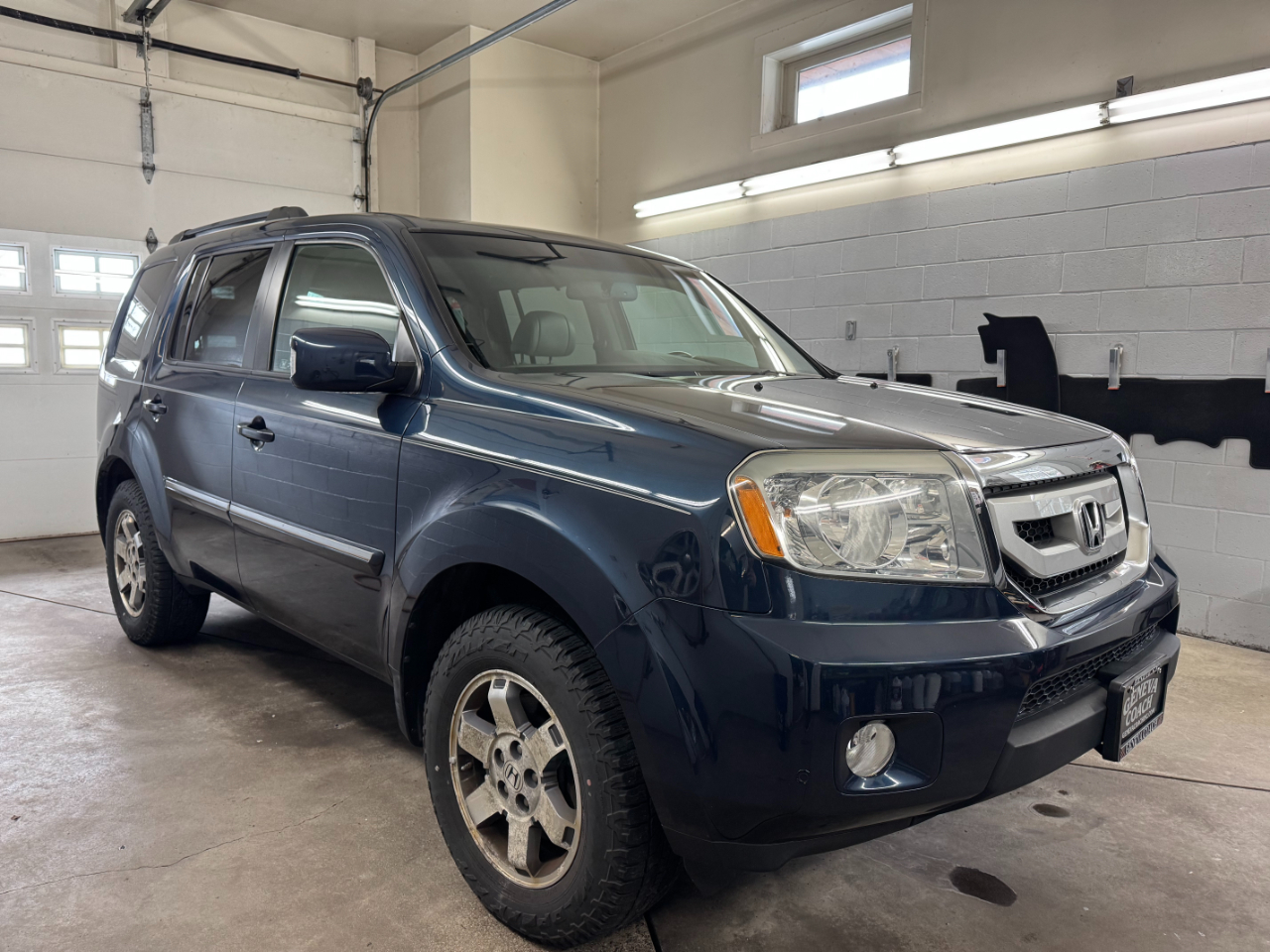 2011 Honda Pilot 4WD 4dr Touring w/RES & Navi