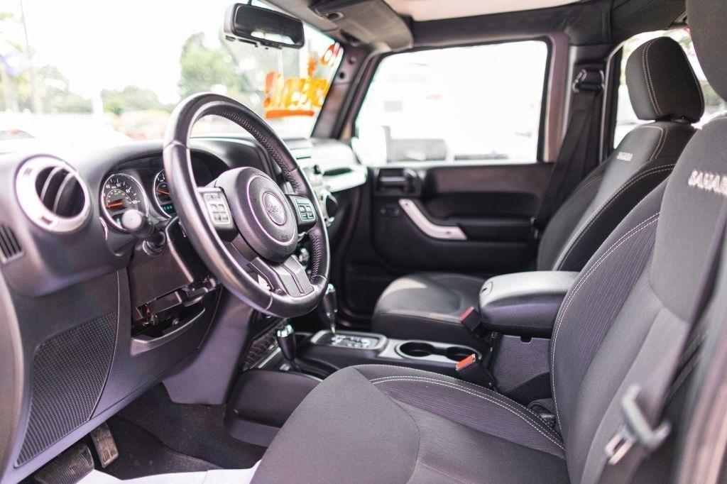 Jeep Wrangler Unlimited Sahara 4WD 2016