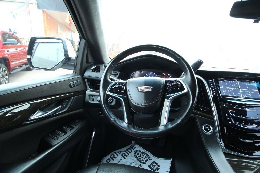 Cadillac Escalade Platinum 4WD 2018