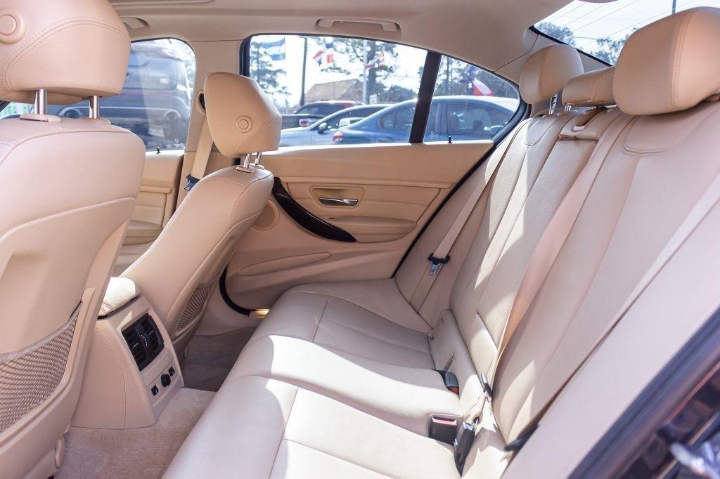 BMW 3-Series 328i xDrive Sedan SULEV 2015