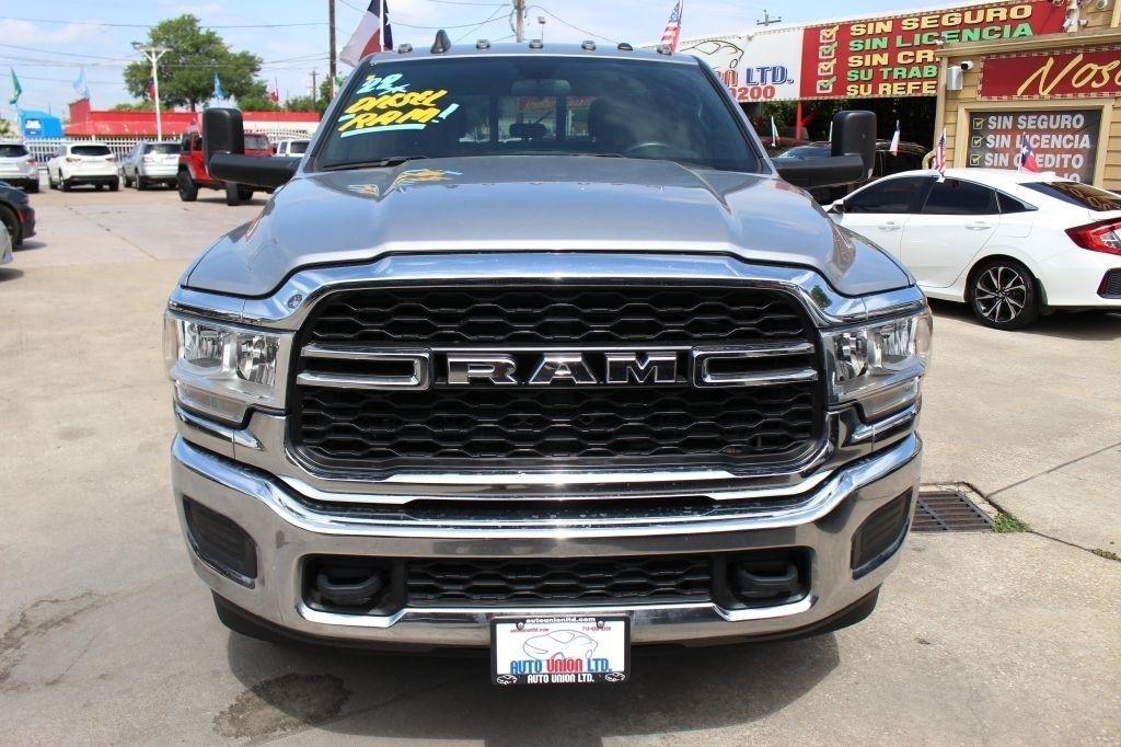 RAM 3500 Tradesman Crew Cab 4WD DRW 2022