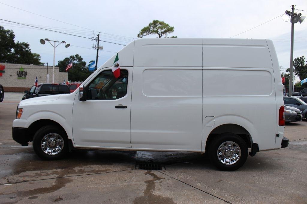 Nissan NV Cargo 2500 HD S V8 High Roof 2018