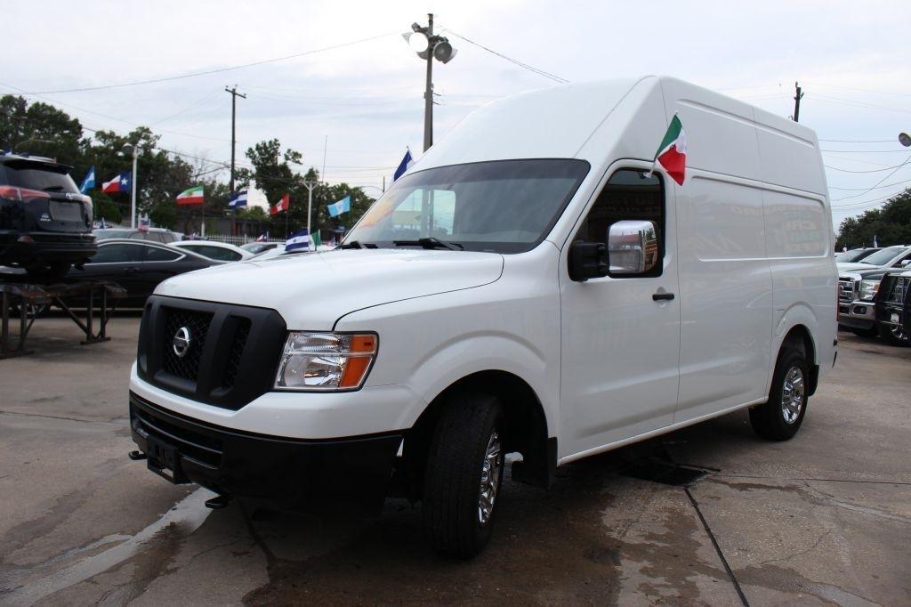 Nissan NV Cargo 2500 HD S V8 High Roof 2018
