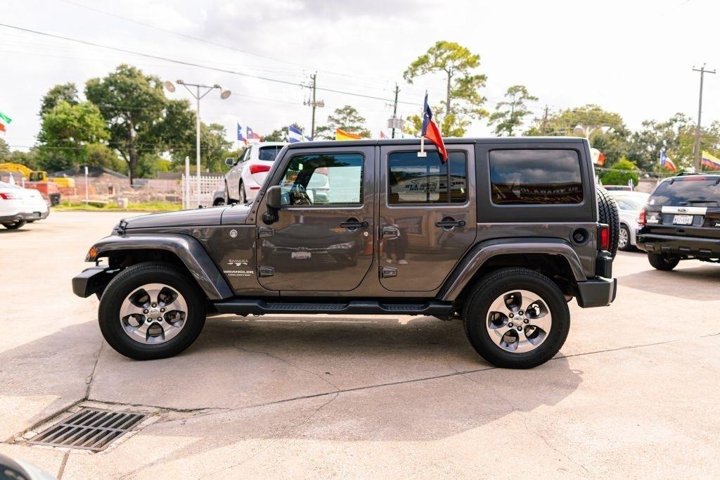 Jeep Wrangler Unlimited Sahara 4WD 2016