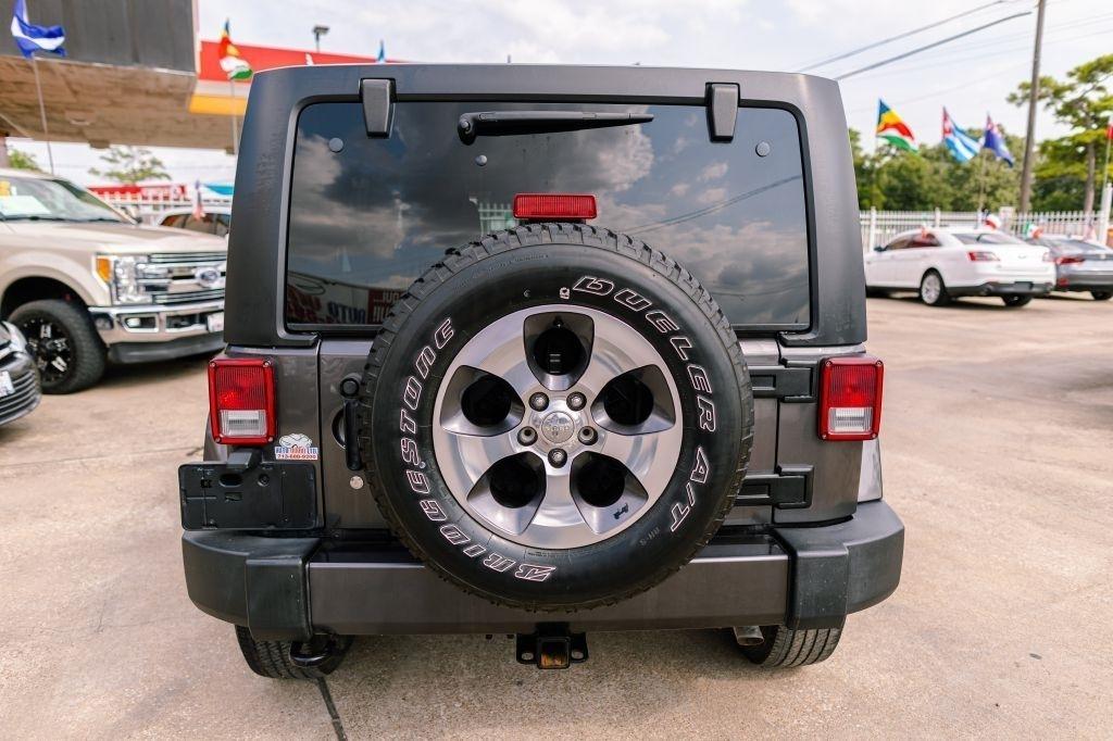 Jeep Wrangler Unlimited Sahara 4WD 2016