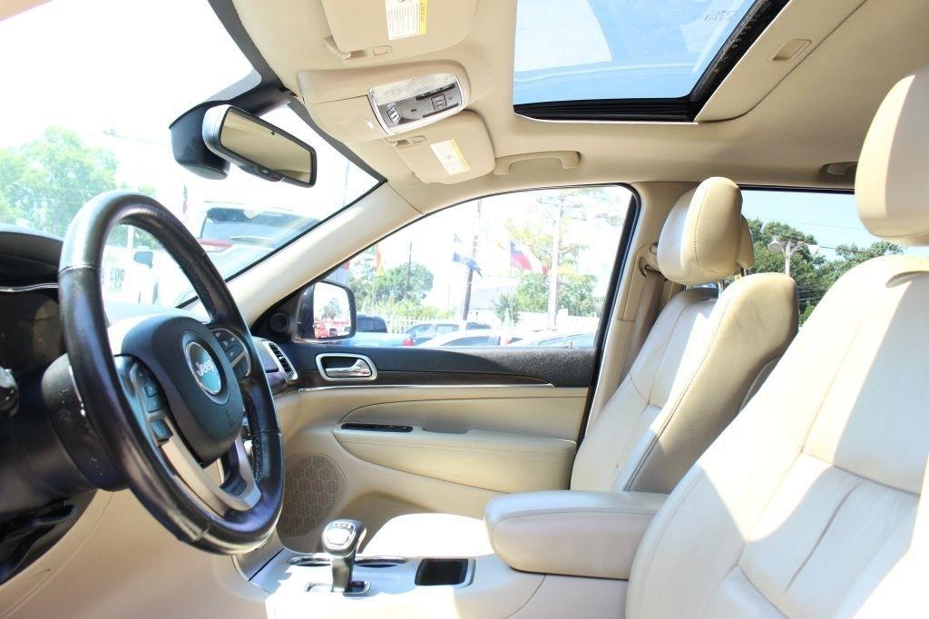 Jeep Grand Cherokee Limited 2WD 2015