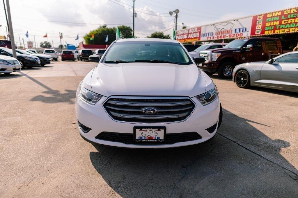 Ford Taurus SE FWD 2016