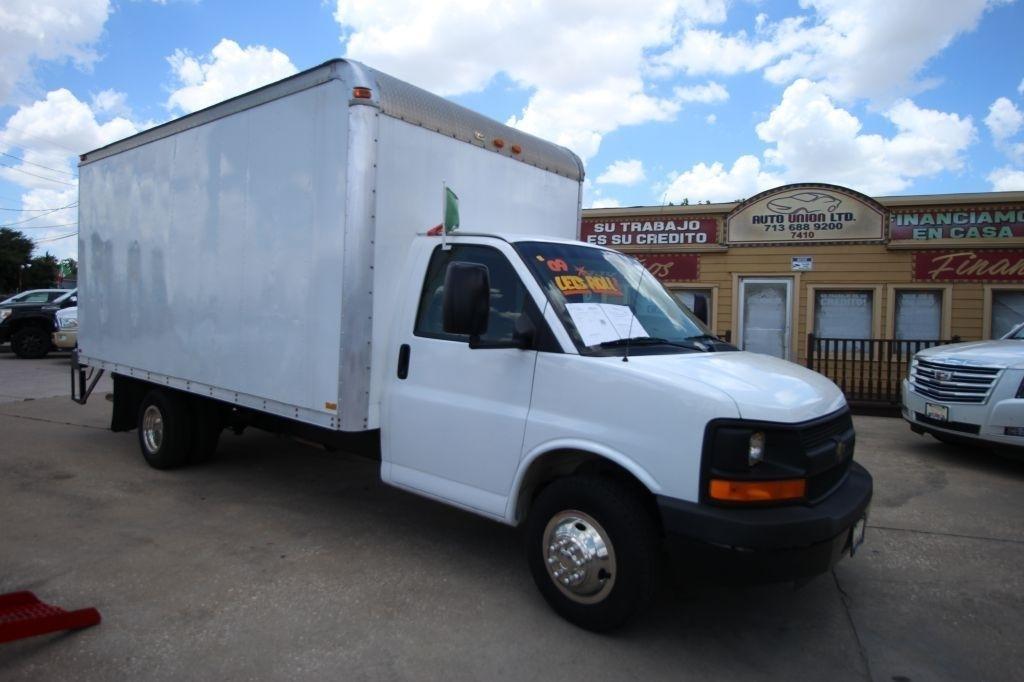 2009 Chevrolet Express LS 3500
